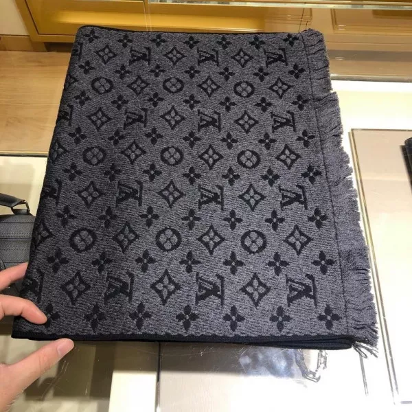 Bagsoffer yupoo LOUIS VUITTON MONOGRAM CLASSIC SCARF 0120