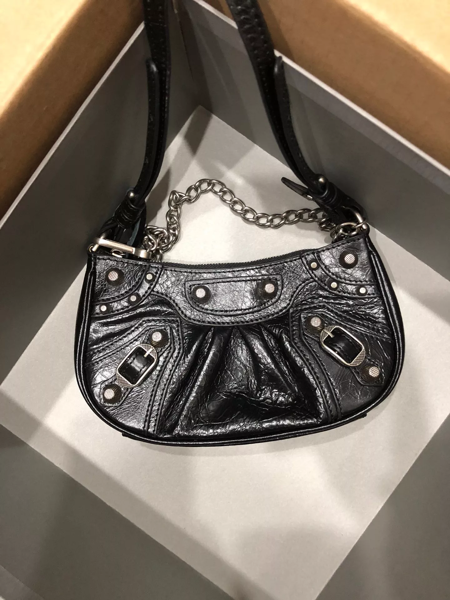 BALENCIAGA WOMEN'S LE CAGOLE MINI BAG WITH CHAIN 0115