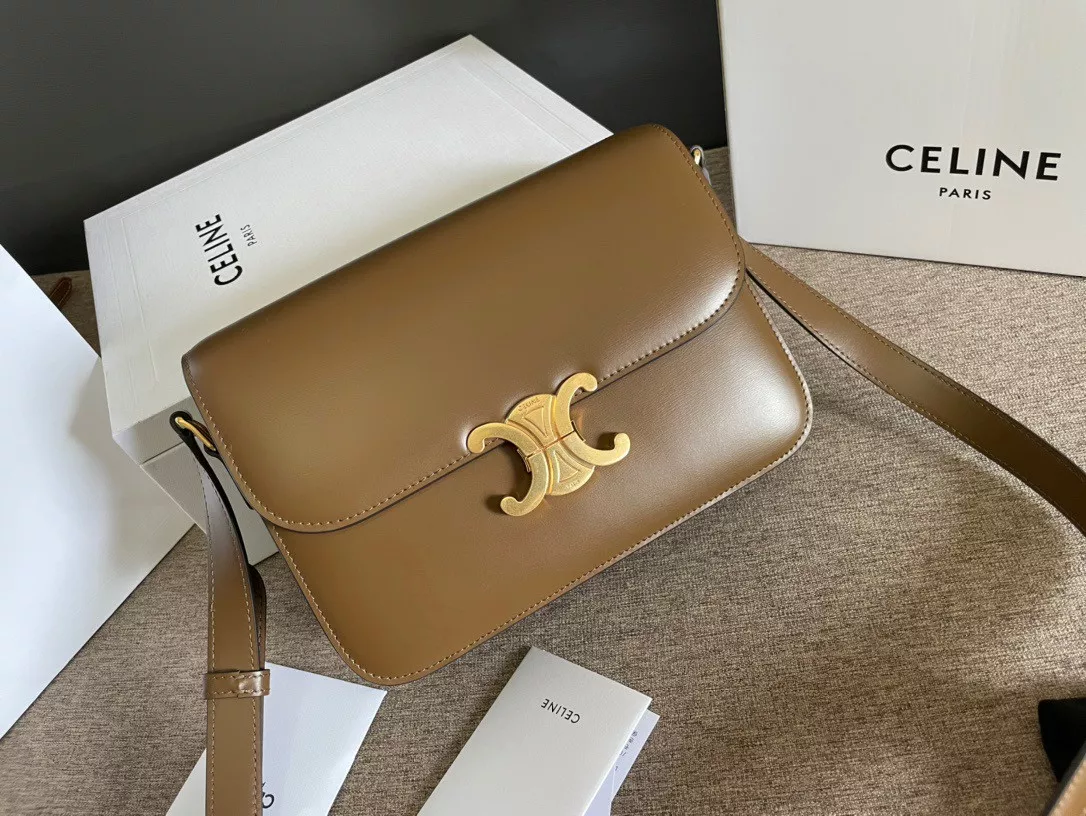 CELIN* CLASSIQUE TRIOMPHE BAG 0116