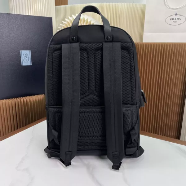 Bagsoffer PRADA Re-Nylon backpack 0117