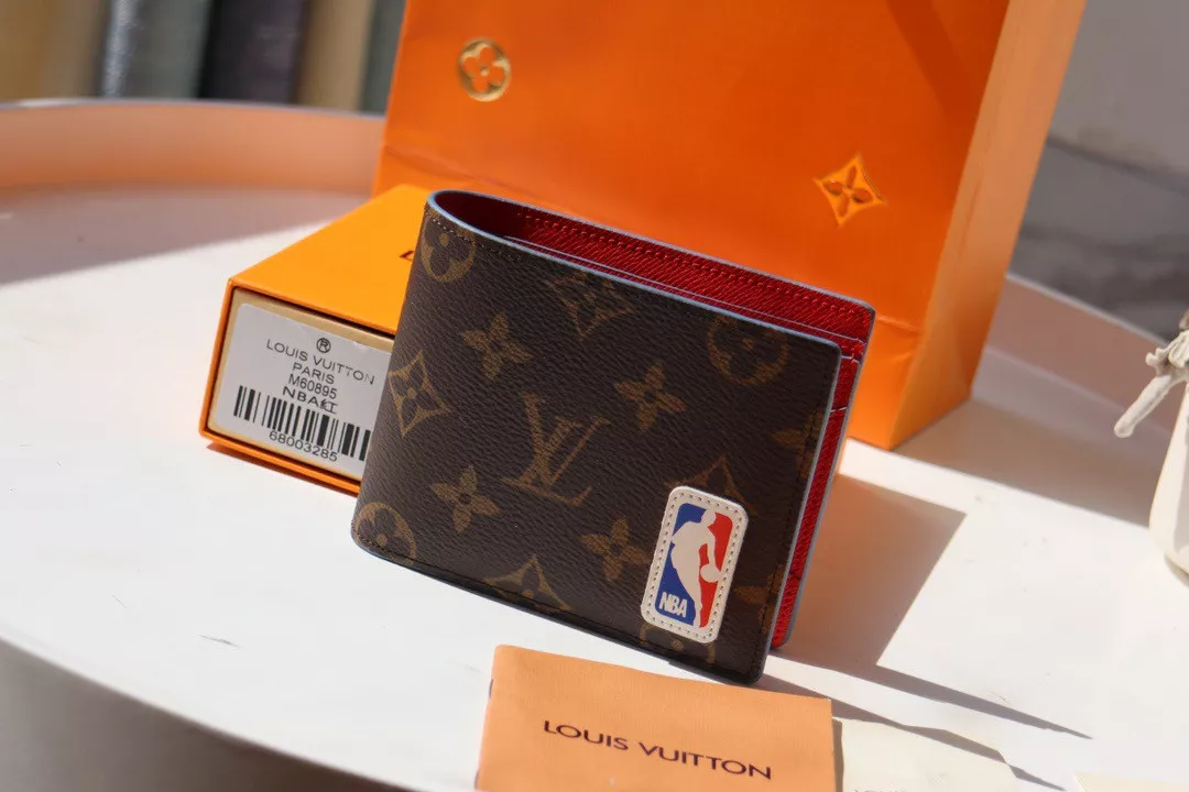 LOUIS VUITTON LVXNBA MULTIPLE WALLET 0120