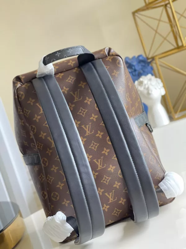 Yupoo bagsoffer LOUIS VUITTON DISCOVERY BACKPACK 0120