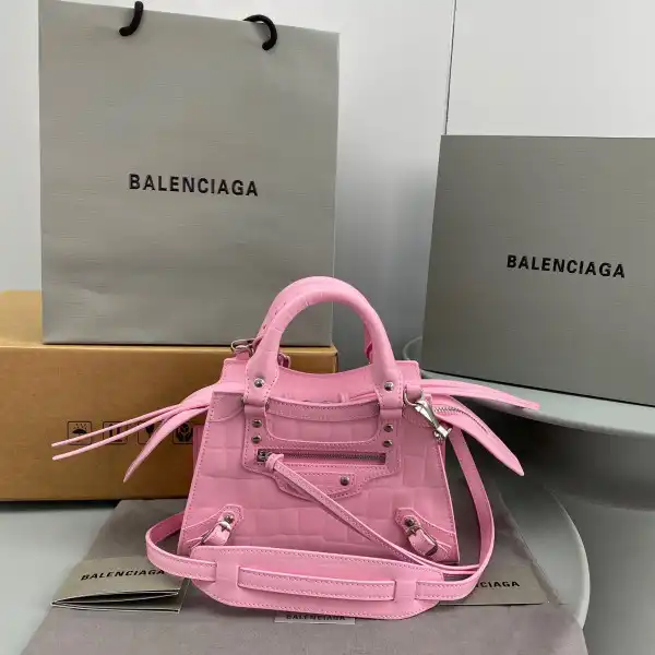 Bagsoffer yupoo BALENCIAGA NEO CLASSIC MINI TOP HANDLE BAG 0129