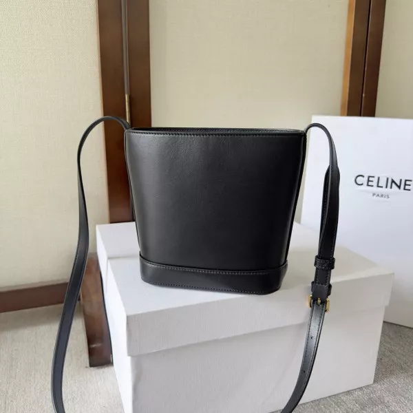 Bagsoffer yupoo CELIN* MINI BUCKET CUIR TRIOMPHE 0116