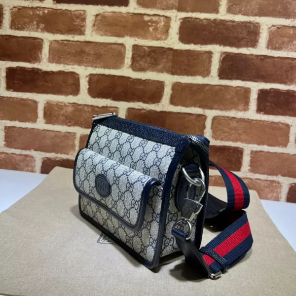 Yupoo bagsoffer Gucci Messenger bag with Interlocking G 0121