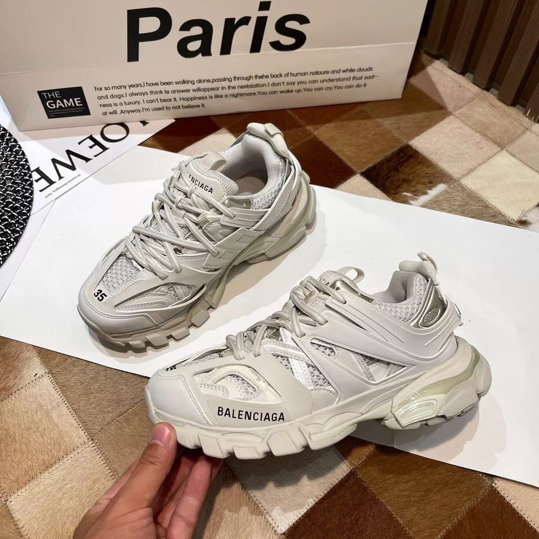 BALENCIAGA TRACK 0120