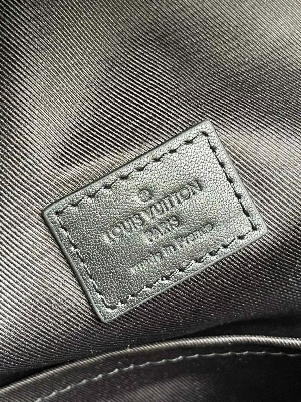 Yupoo bagsoffer LOUIS VUITTON DISCOVERY BACKPACK 0120