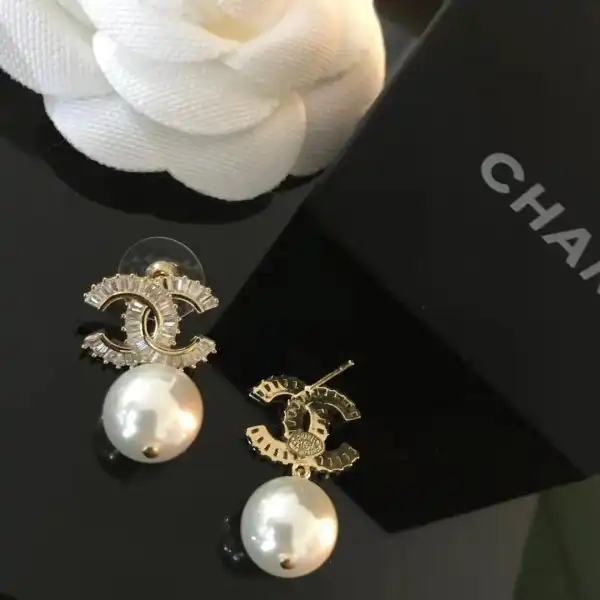 Yupoo bagsoffer CL EARRINGS 0124