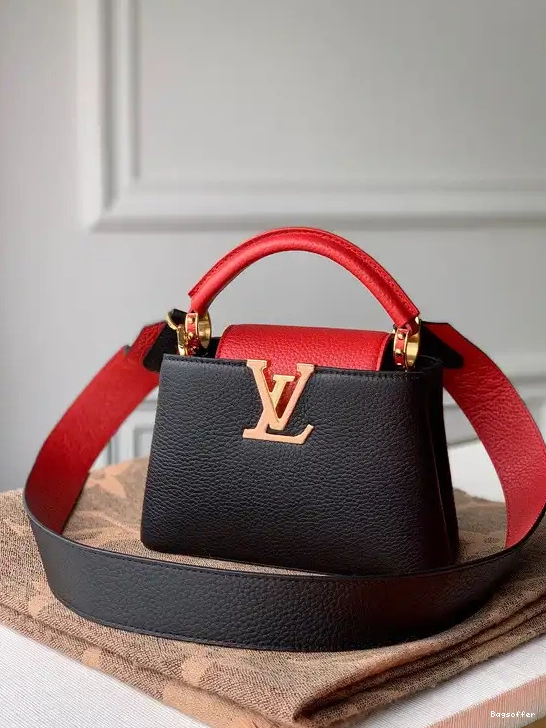 Yupoo bagsoffer LOUIS MINI VUITTON CAPUCINES 0214