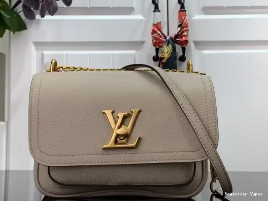 Bagsoffer PM LOCKME CHAIN VUITTON LOUIS 0212