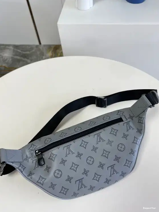 Bagsoffer yupoo LOUIS VUITTON BUMBAG DISCOVERY 0221