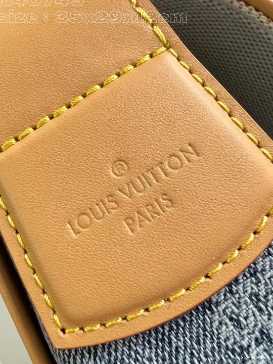 Yupoo bagsoffer Montsouris MM VUITTON LOUIS Messenger 0216