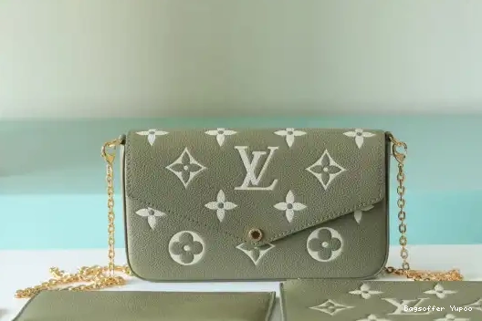 Bagsoffer yupoo VUITTON POCHETTE LOUIS FÉLICIE 0209