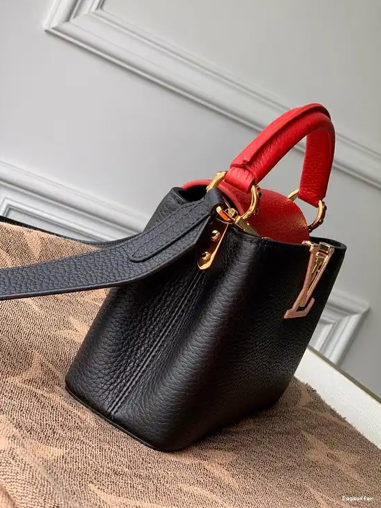 Yupoo bagsoffer LOUIS MINI VUITTON CAPUCINES 0214