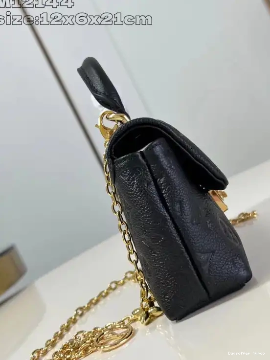 Yupoo bagsoffer Vuitton Louis Madeleine Nano 0210