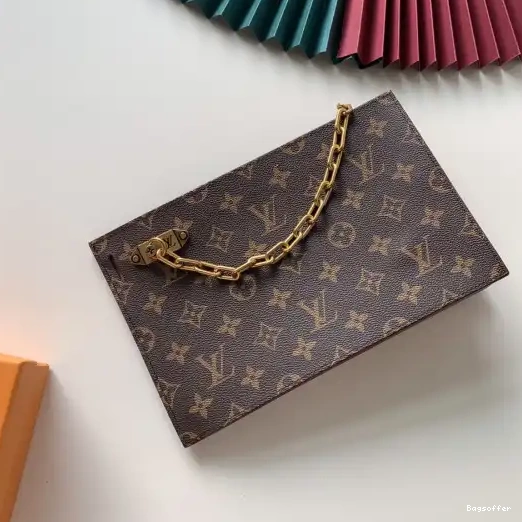 Yupoo bagsoffer LOUIS VUITTON POUCH 0215