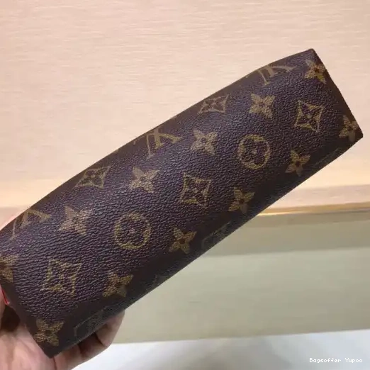 Bagsoffer yupoo POUCH LOUIS GM VUITTON COSMETIC 0216