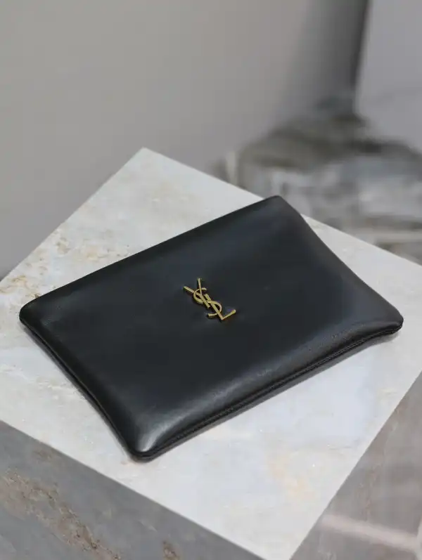 Bagsoffer yupoo YSL CALYPSO SMALL POUCH IN LAMBSKIN 0202