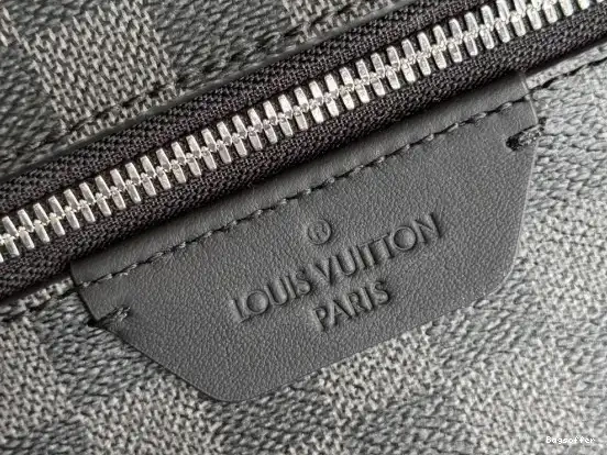 Bagsoffer LOUIS Discovery Backpack PM VUITTON 0217