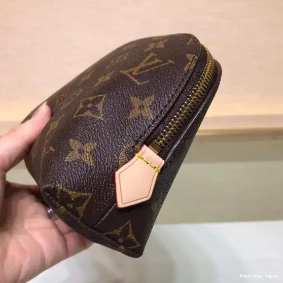 Bagsoffer yupoo POUCH LOUIS GM VUITTON COSMETIC 0216