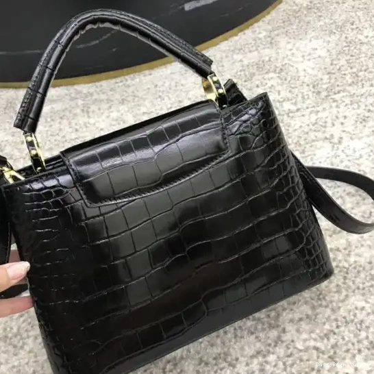 Yupoo bagsoffer BB LOUIS VUITTON CAPUCINES 0221