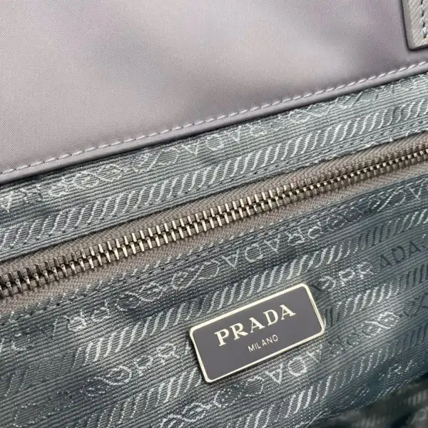 Bagsoffer PRADA Re-Nylon and Saffiano leather tote bag 0203