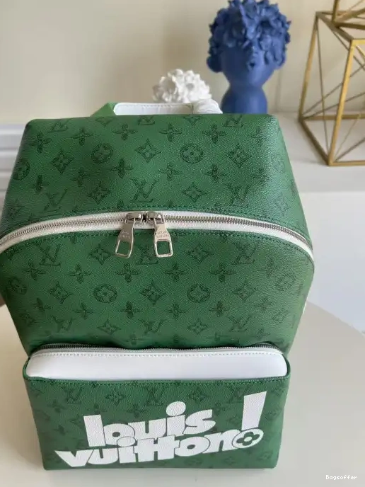 Bagsoffer DISCOVERY VUITTON LOUIS BACKPACK 0220