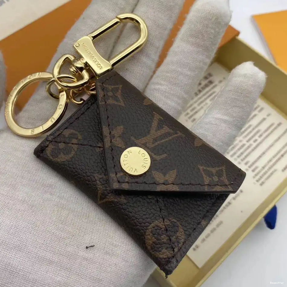 Bagsoffer yupoo BAG POUCH CHARM KIRIGAMI HOLDER VUITTON LOUIS AND KEY 0222