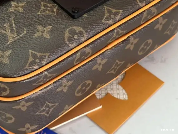 Bagsoffer yupoo VUITTON LOUIS LOCK S MESSENGER 0213