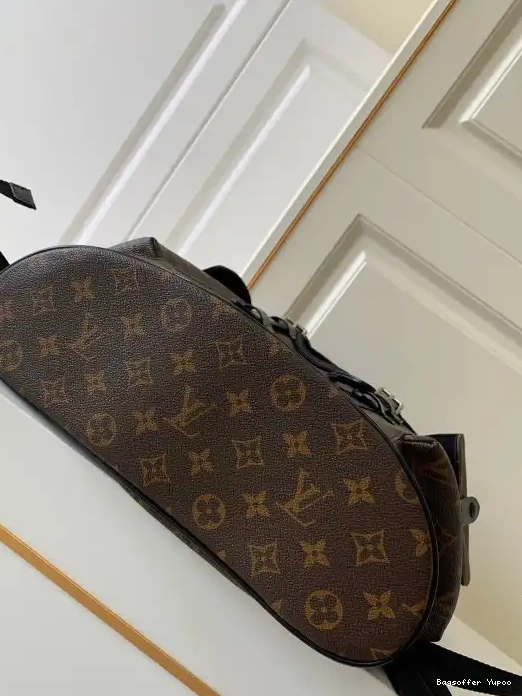 Yupoo bagsoffer BACKPACK LOUIS VUITTON CHRISTOPHER 0212