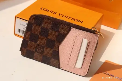 Bagsoffer LOUIS HOLDER CARD VUITTON RECTO VERSO 0218