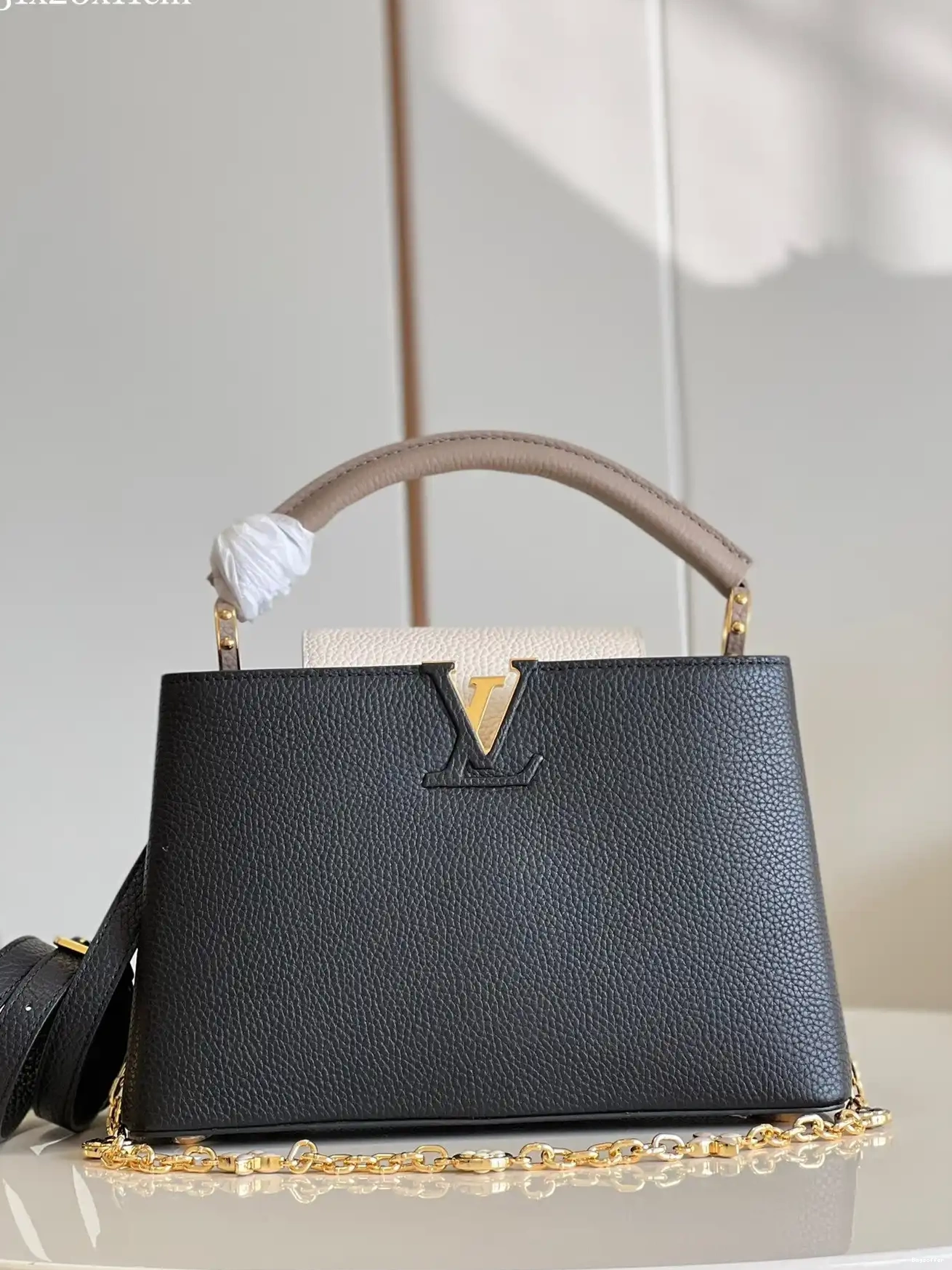 Bagsoffer LOUIS MM CAPUCINES VUITTON 0305